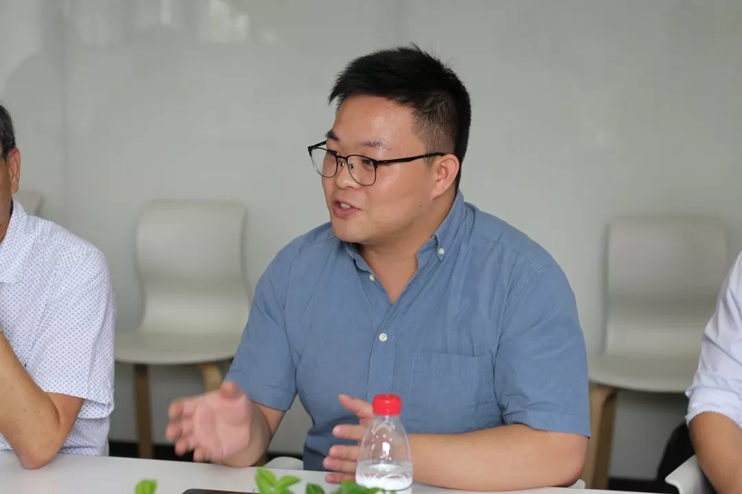 999.webp.jpg 999.webp.jpg